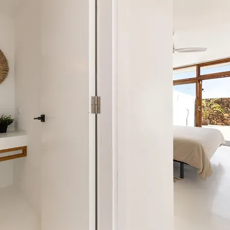 Costa Mera Duplex By Escape Vakantiehuis Puerto del Carmen (Lanzarote)